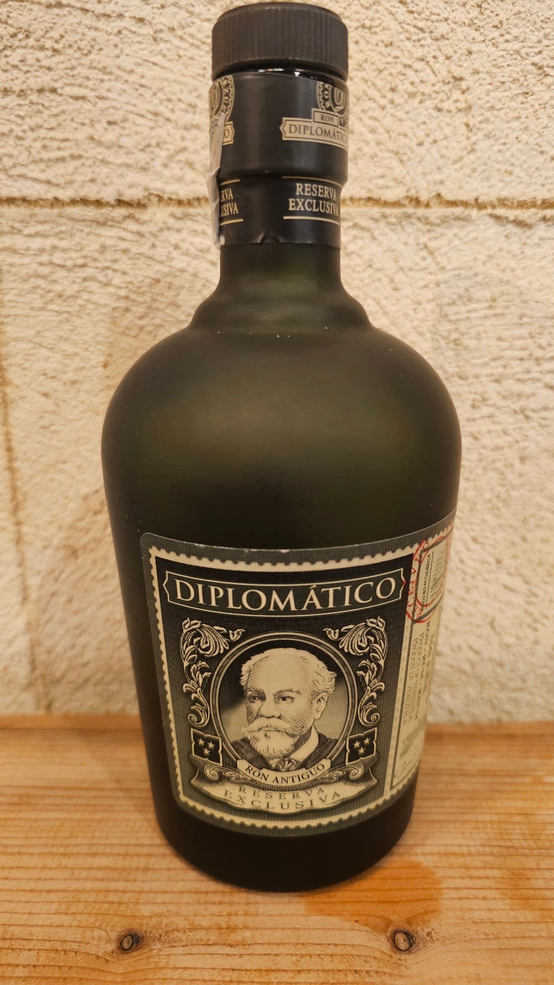 DIPLOMATICO