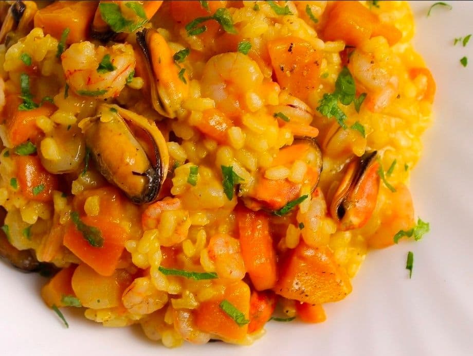 Spaghetti o risotto cozze, gamberetti, zucca ciliegino