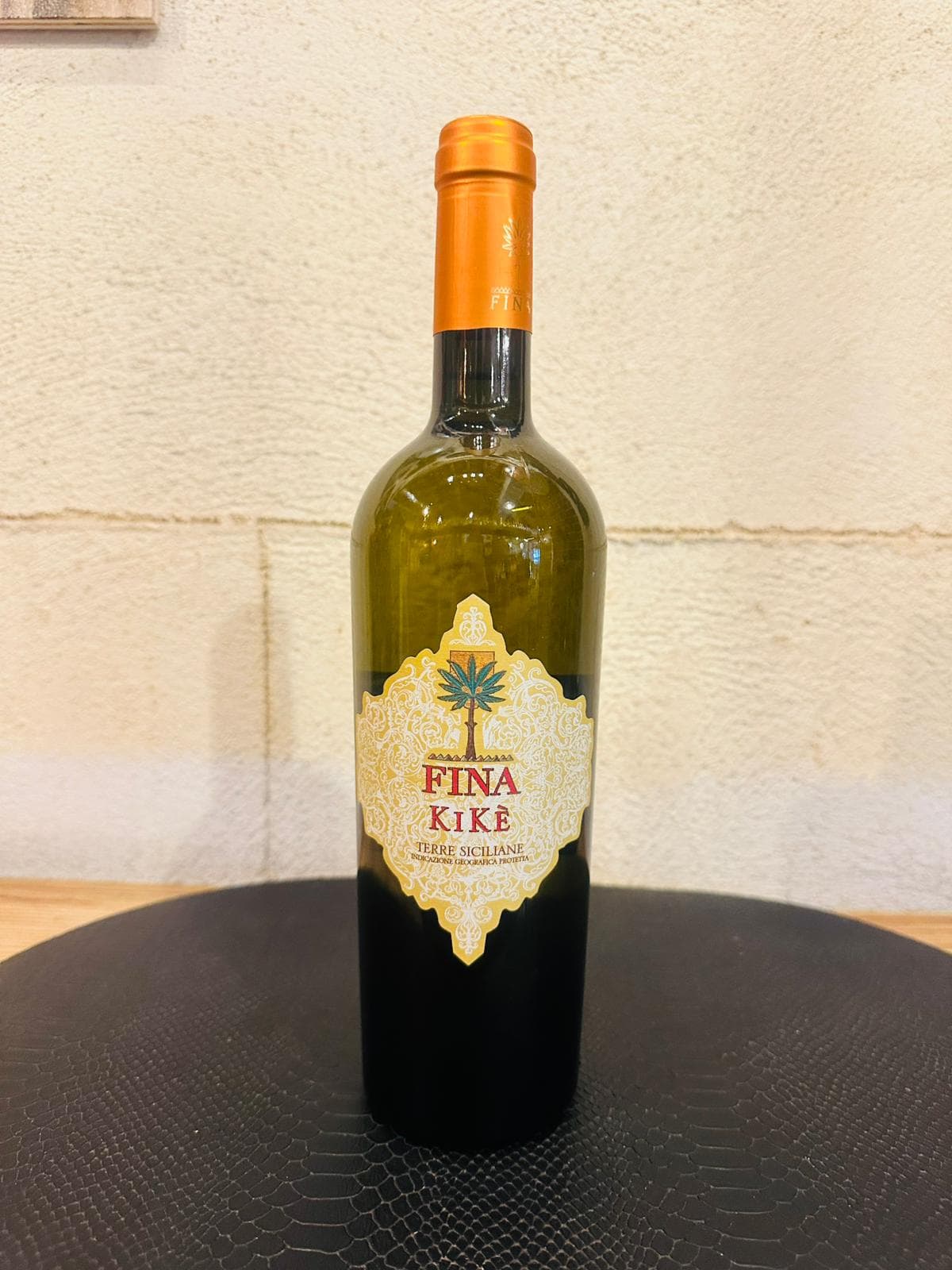 FINA KIKÉ