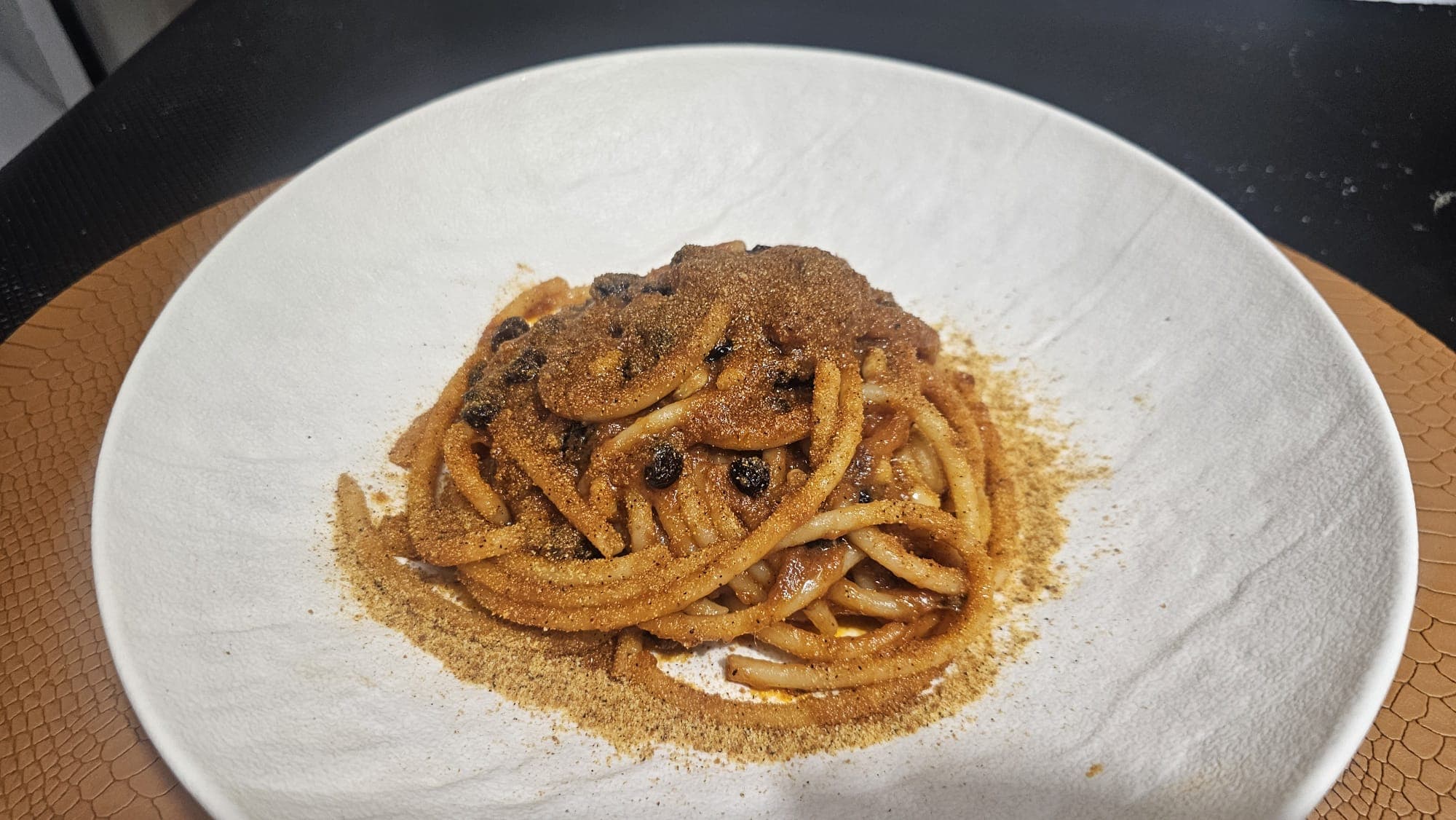 BUCATINI ANCIOVA